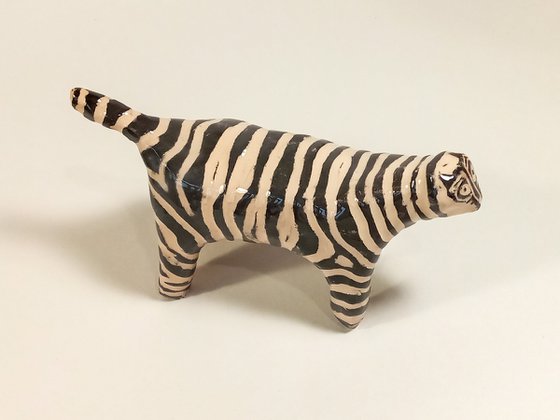 Ceramic sculpture Tiger 14х8х4 cm