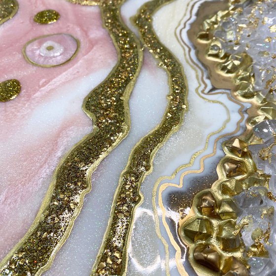 Pink - Gold Geode Art, Marble Art. Gold, White, geode wall art, Resin art, Resin painting, Modern art