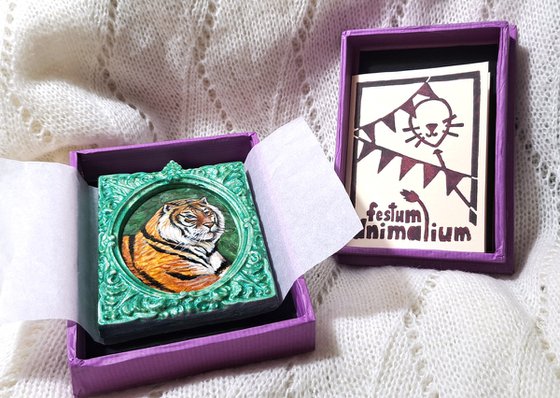 Siberian tiger, part of framed animal miniature series "festum animalium"