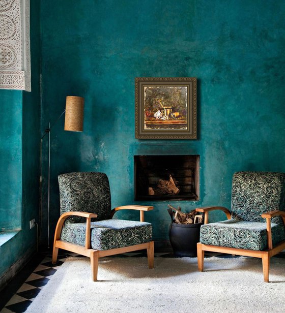 Garlic and a copper mortar