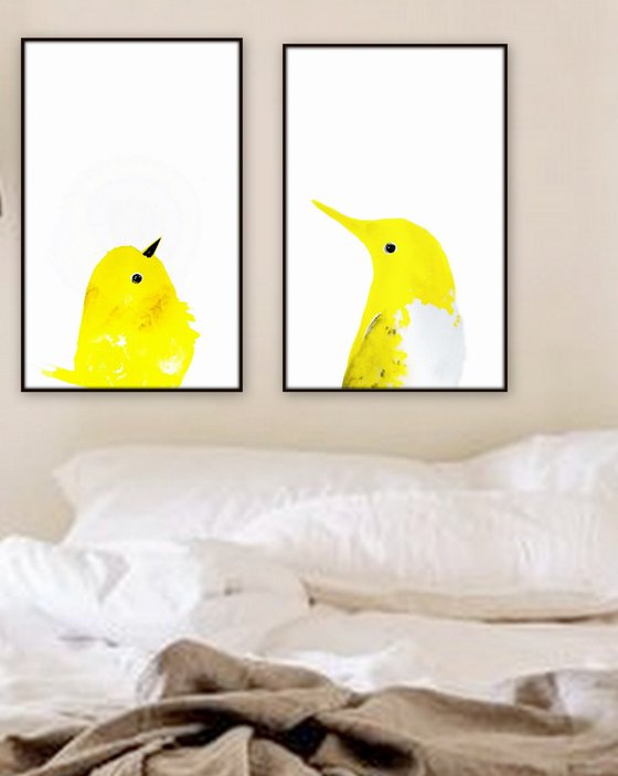 Set of 2 Bird paintings.