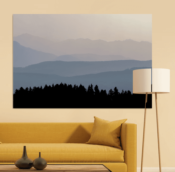 SUNSET IN THE MOUNTAINS