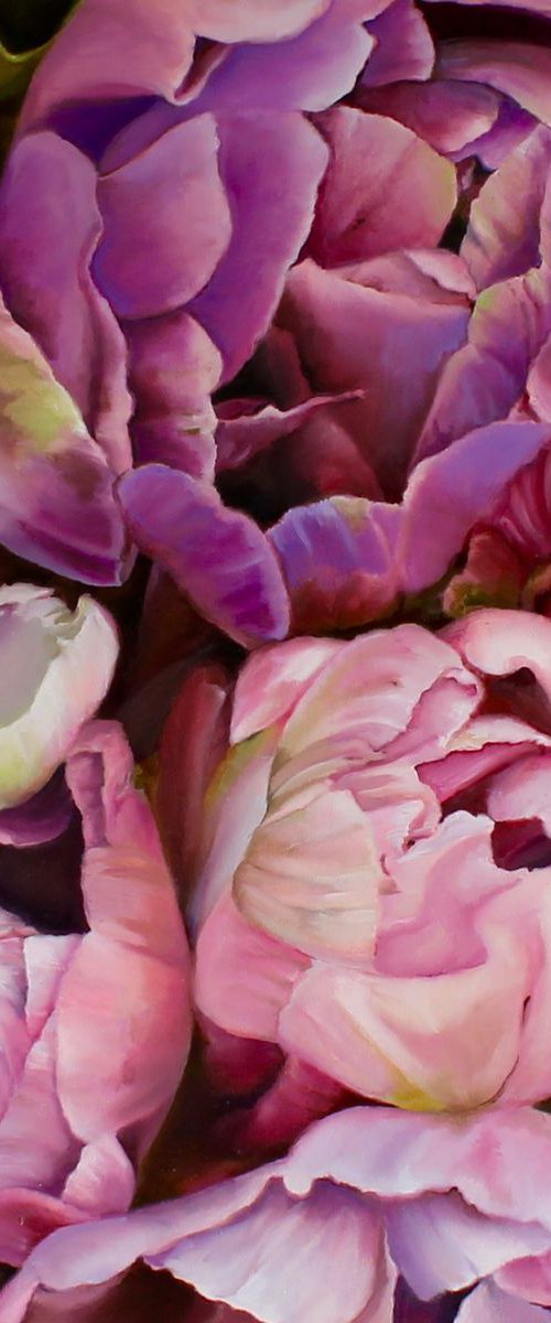 Tulips by Natalia Lugovskaya