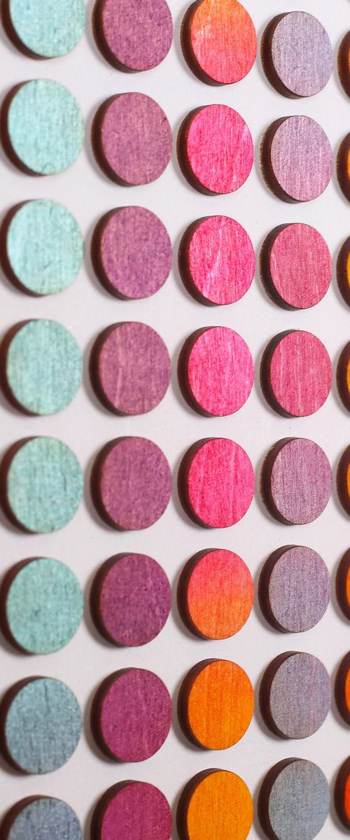 140 Graded Dots White by Amelia Coward