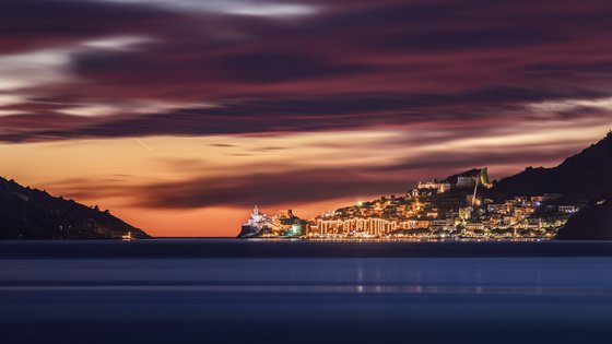 LIGHT ON THE HORIZON, PORTOVENERE