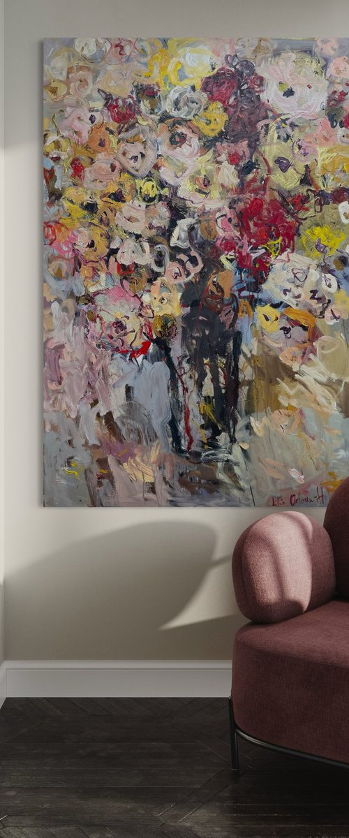 Vase of flowers. by Lilia Orlova-Holmes