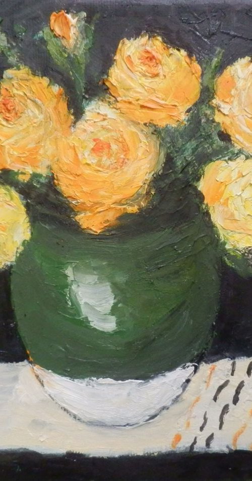 Yellow roses in a green bowl by Maria Karalyos