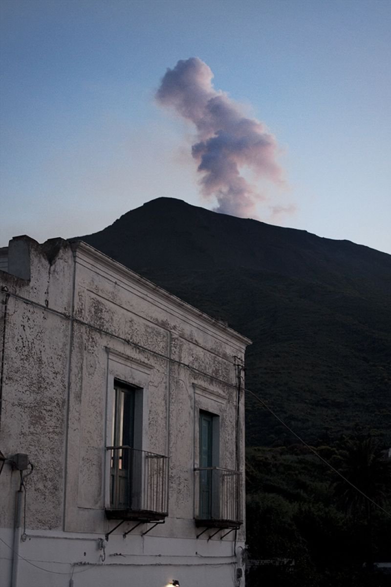 Pink smoke in Stromboli by Chiara Vignudelli