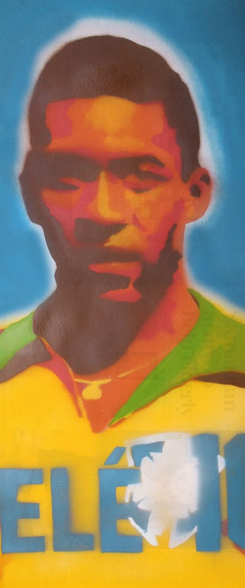 PELÉ (ON AN URBOX). by Juan Sly