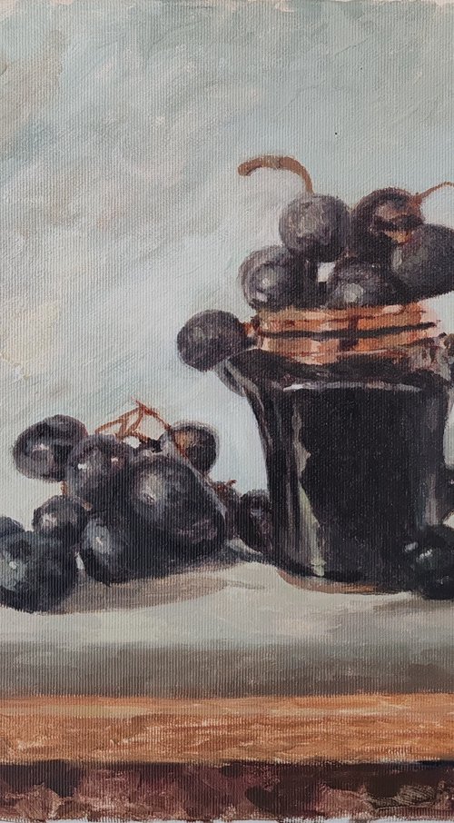 Black Grapes by Radosveta Zhelyazkova