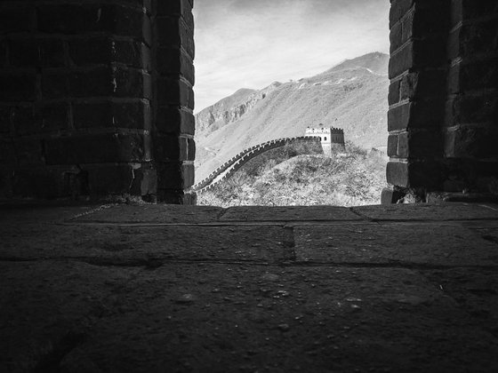 GLIMPSE OF GREAT WALL