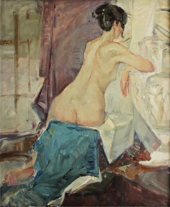 Nude with a vase