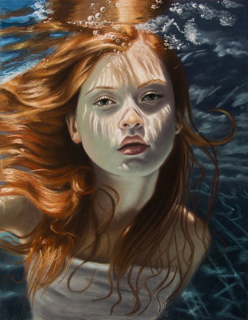 Redhead under water by Inna Medvedeva