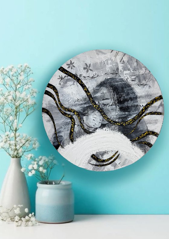 Maternal gravity (maternal orbit)