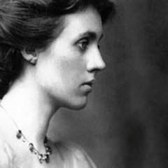 Visit Vanessa Bell shop