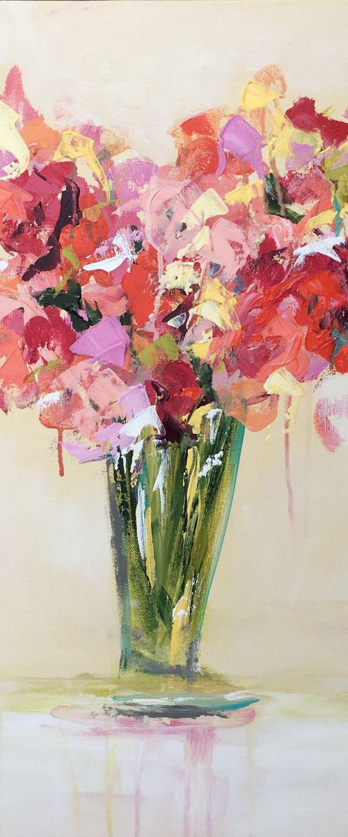 Vase of sweet peas by Emma Bell