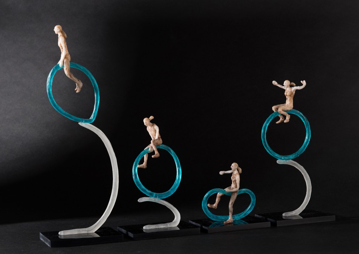 Expressive Portrait Sculpture By Holly Bennett, 22 X 14, Bouncing O