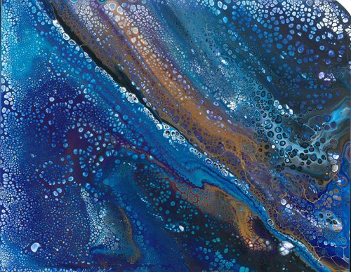 Blue and copper pour by Tracey Mason