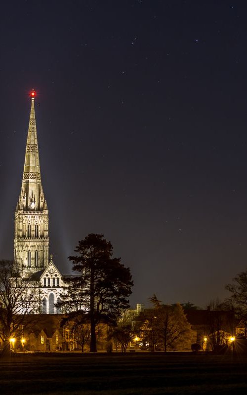 Salisbury Cathedral by Kevin Standage