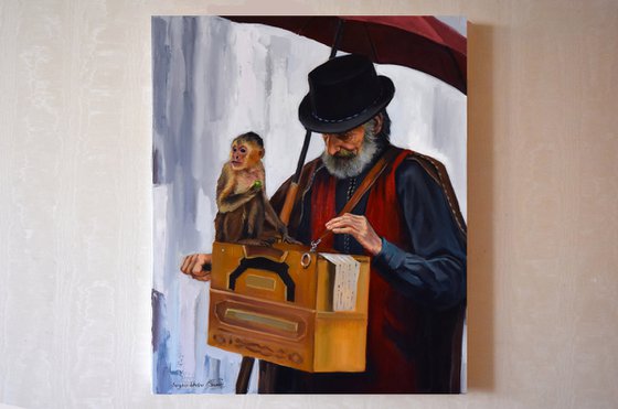 The old organ grinder