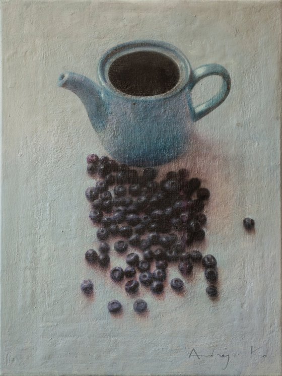 The Turquoise Teapot and Blueberries