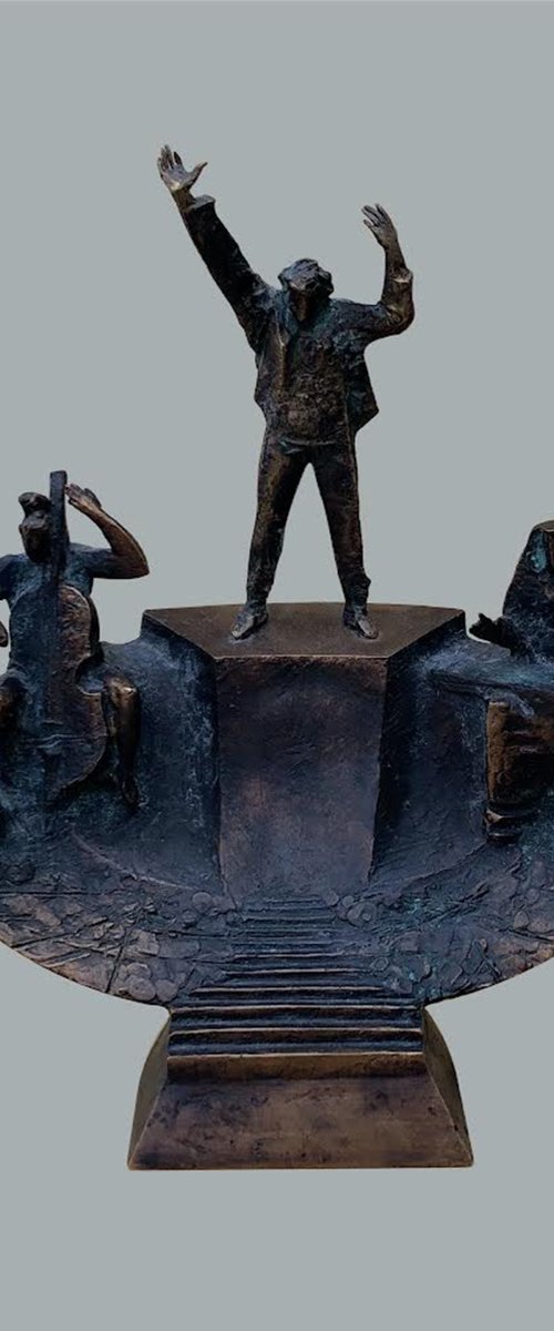 Quartet(30x25x10cm, bronze) by Grigor Darbinyan