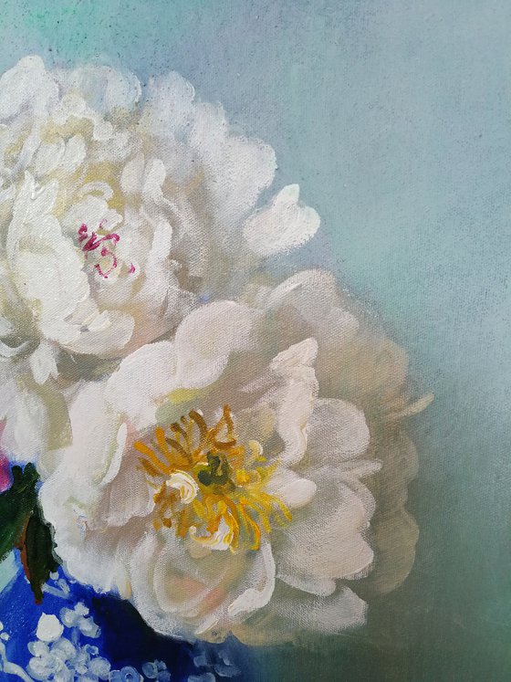 “3 peonies in Chinese vase”