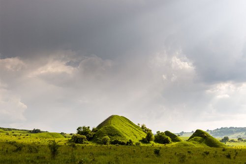 Lush mounds in Transylvania by Tom Hanslien