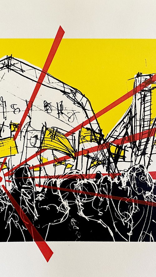 Pyramid Stage, Glastonbury by Tom Stevens
