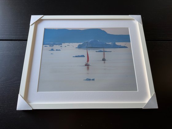 SAILING LIGHT