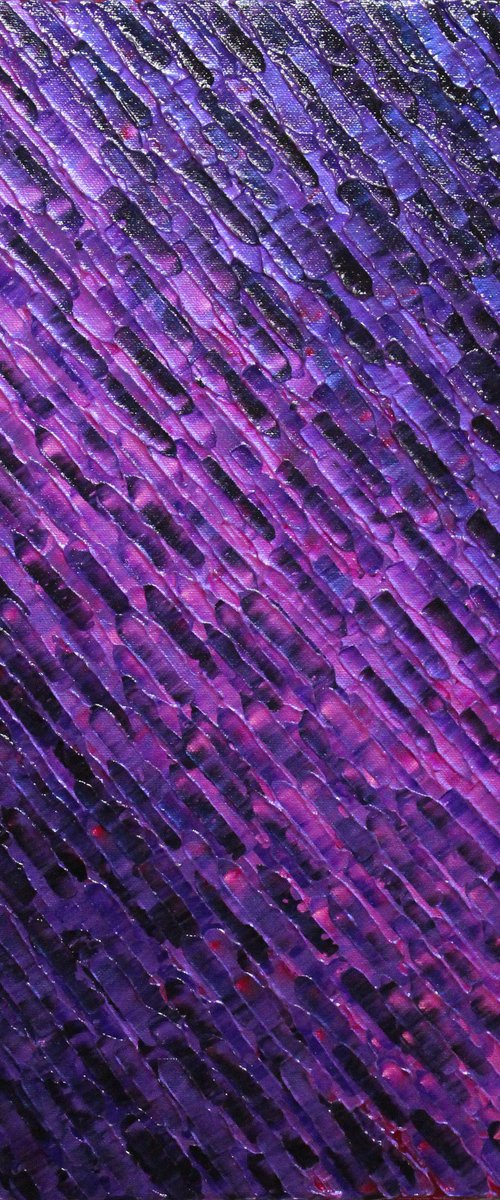 Purple diagonal by Jonathan Pradillon