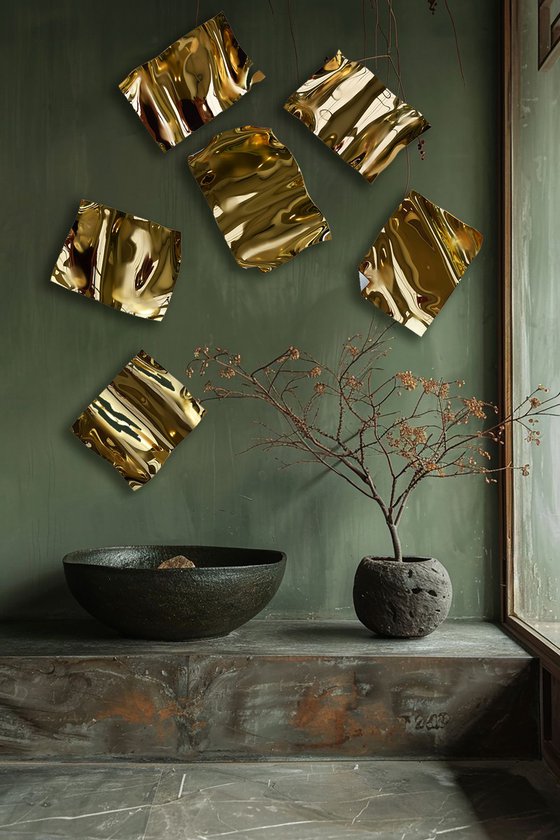 Golden Scattered leaves