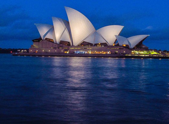 Sydney opera house NIGHT TIME (LIMITED EDITION 1/200) 10"x8"