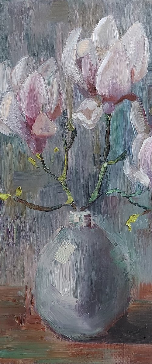 Still-life with flowers "Magnolia", 2024 by Olena Kolotova