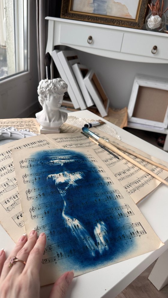 Muse №3 -  Under Water Nude