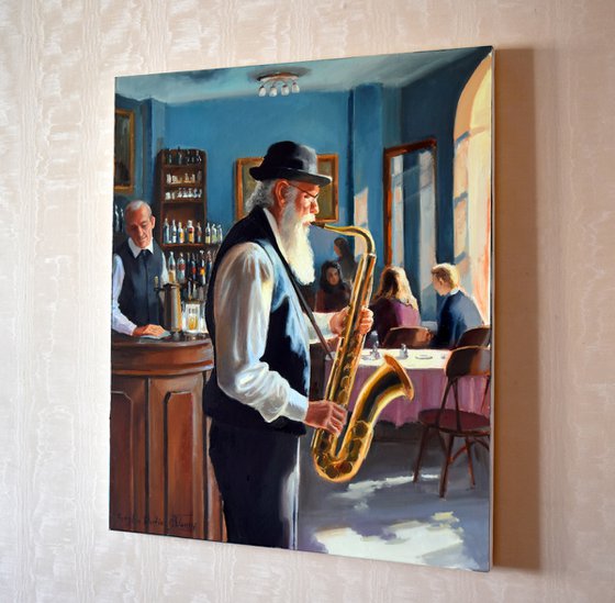 The elderly Saxophonist