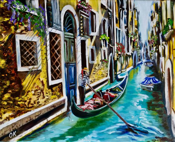 Venice .  Gondolier.  Boat on canal.