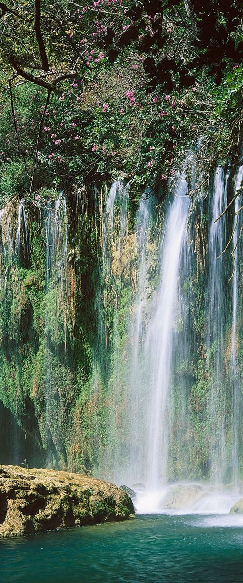 Kursunlu Falls by Alex Cassels