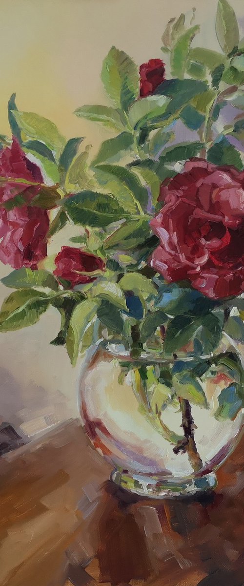 Fresh cut roses by Alexander Koltakov