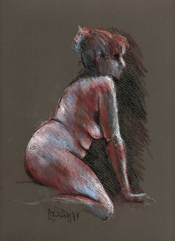 Sara - kneeling nude