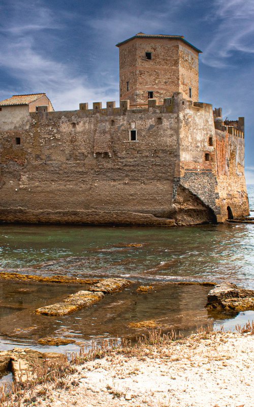 Astura Tower in Italy by Bruno Paolo Benedetti