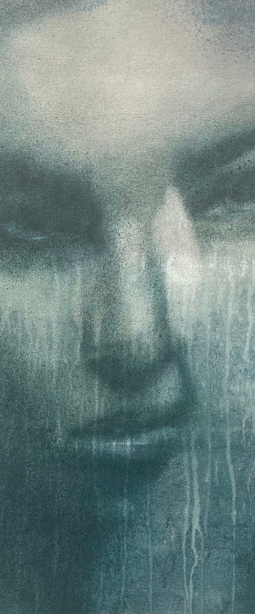 statement artpiece of strong looking fierce beautiful women in dark grey brown blue colors. Oil painted in splatters on canvas by Renske Karlien Hercules