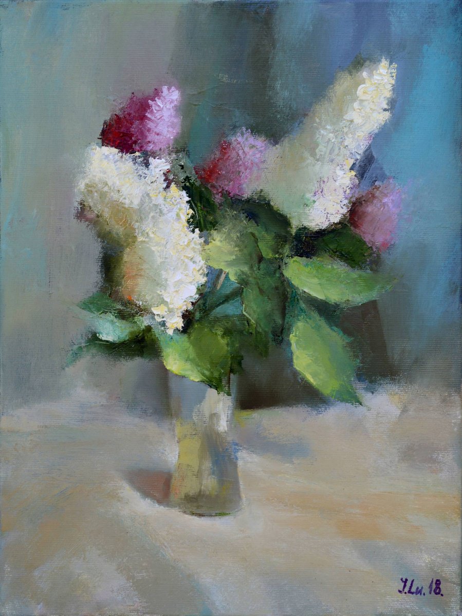 Lilac still-life by Elena Lukina