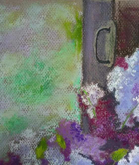 A lavish bouquet of lilacs