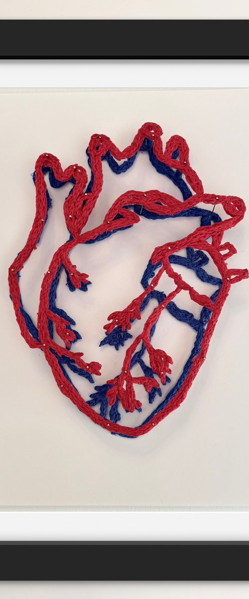 "Anaglyph Heart." by Mafe Bastos
