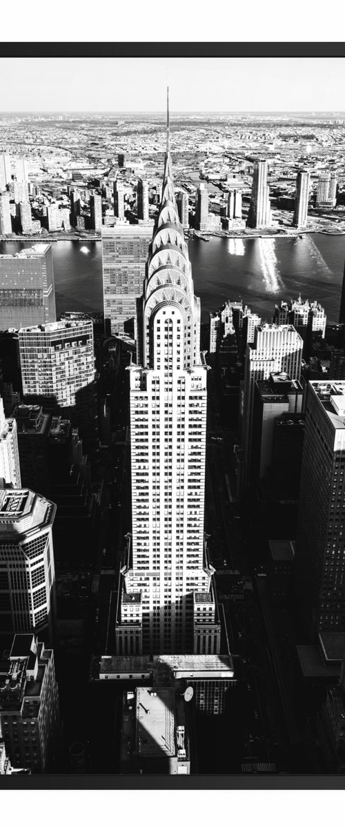 LIGHTS AND SHADOWS IN NYC XL by Fabio Accorrà