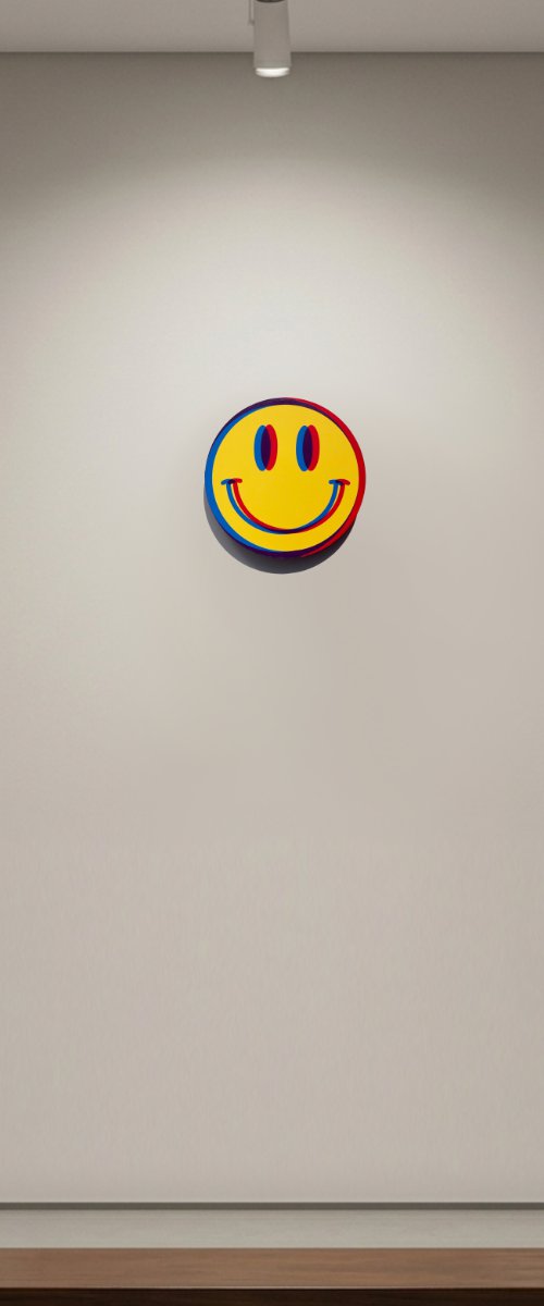 '3D' Smiley Face. Large by Show Pony