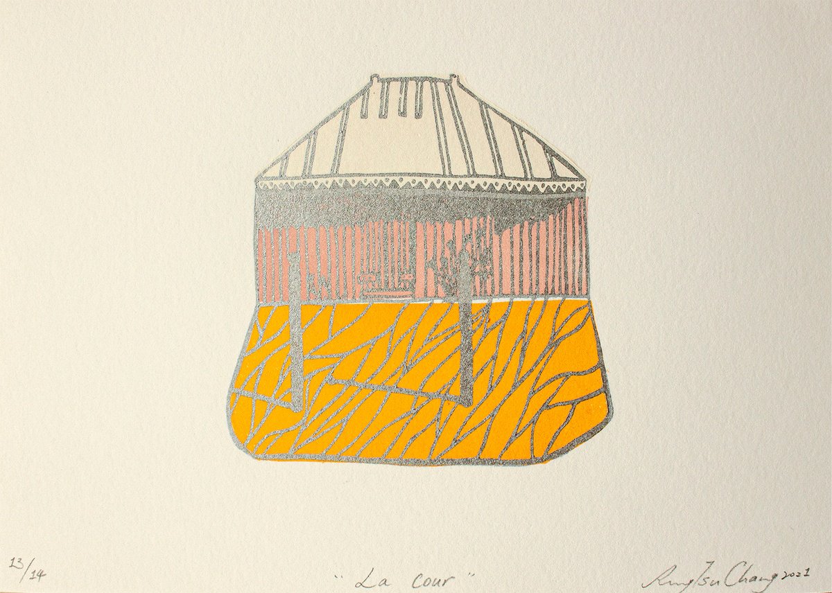 La cour (02) by Rung Tsu Chang