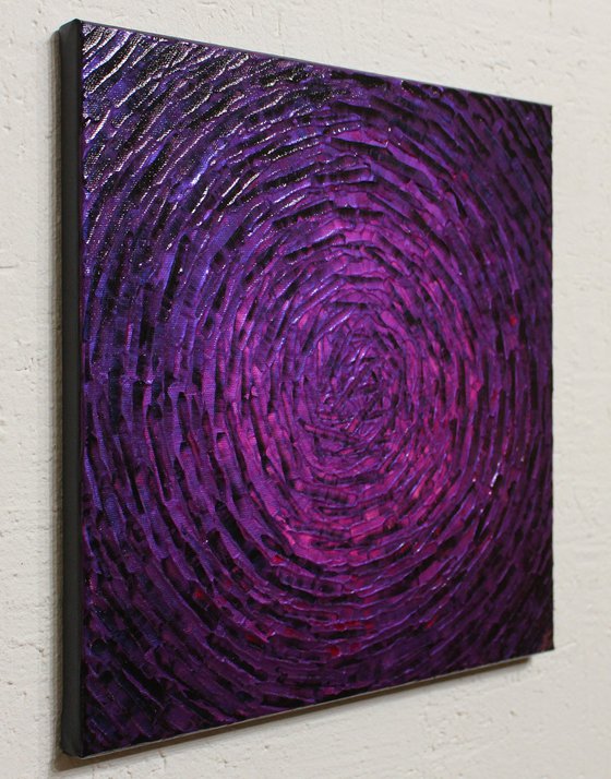 Purple concentric shine