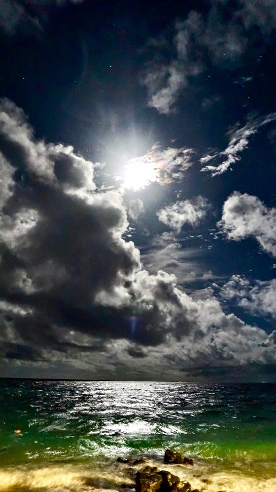 Cloudy moon rise